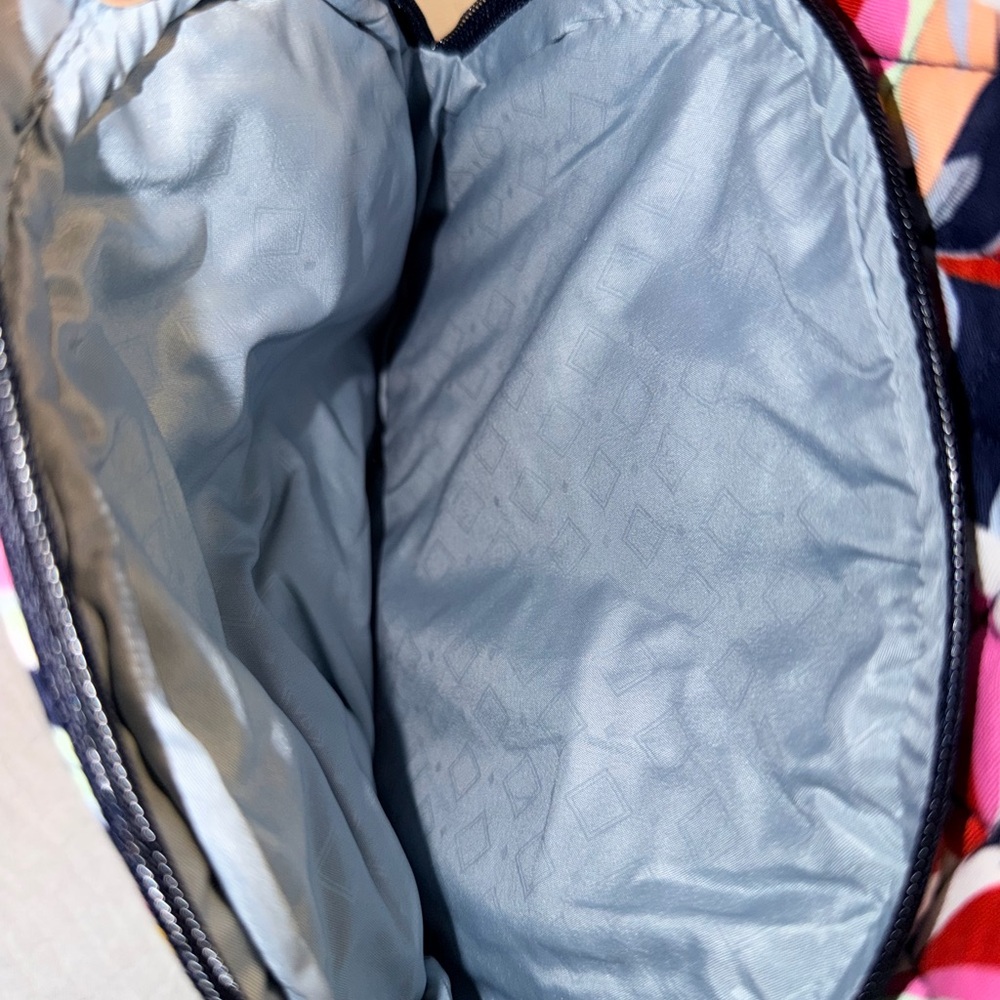 Vera Bradley NWOT Multicolor Floral Quilted Backpack - Picture 8 of 10